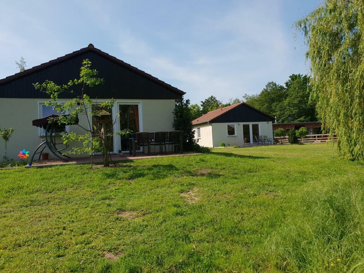 Villa Landhof-Erkner Exterior foto